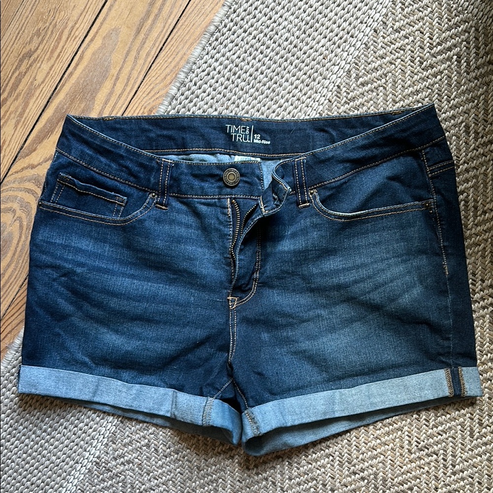 Time and Tru Blue Jean Shorts Classic Style